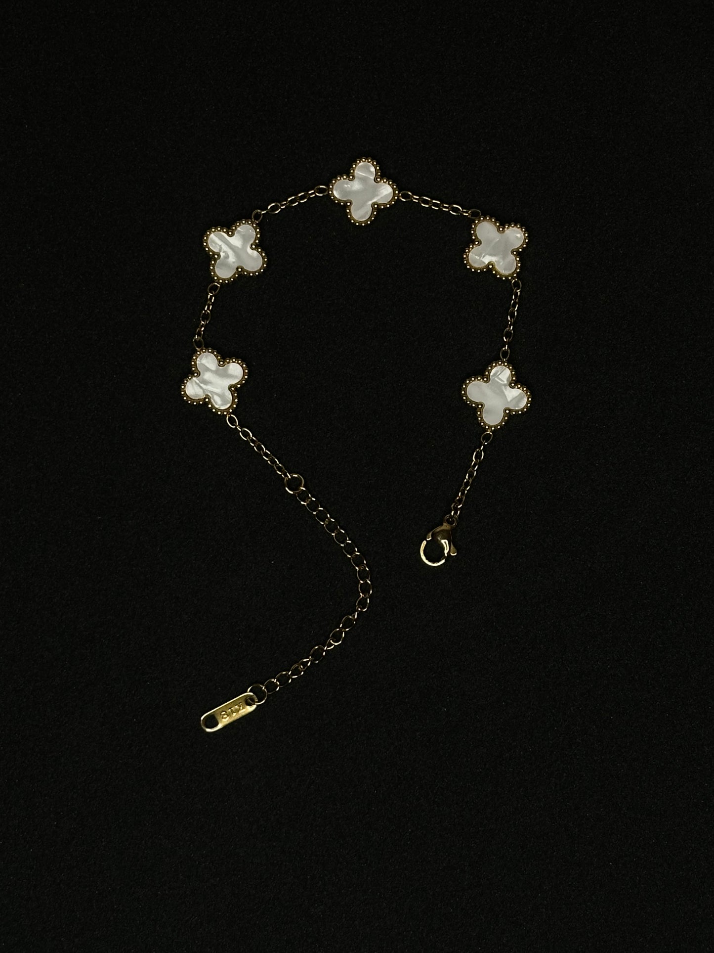 White Clover Bracelet - 1.3 cm Leaf